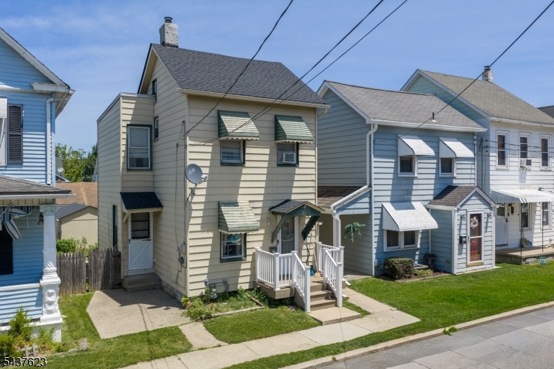 main property photo 18