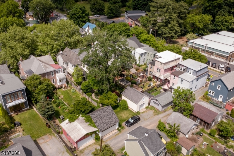 main property photo 43