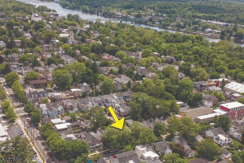 main property photo 46