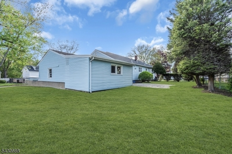 main property photo 43