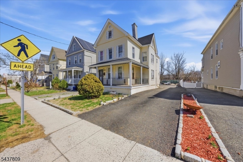 main property photo 39