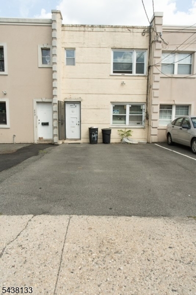 main property photo 15