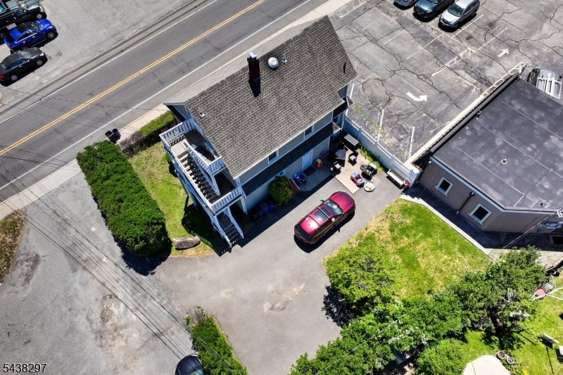 main property photo 17