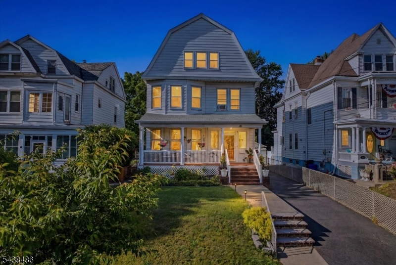 main property photo 45
