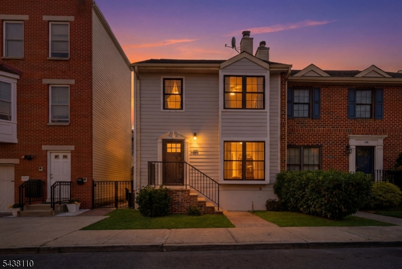 main property photo 27