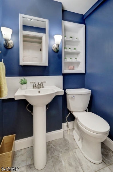 main property photo 13