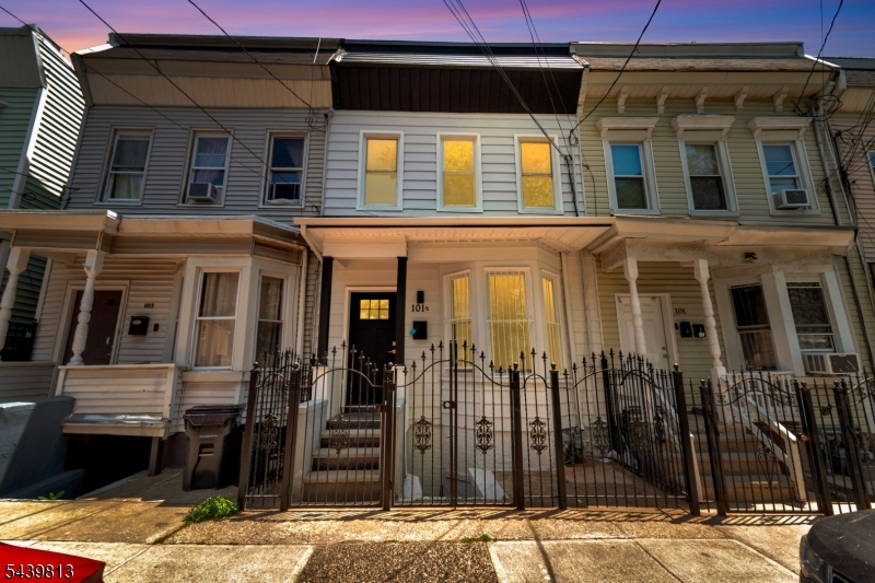 main property photo 21