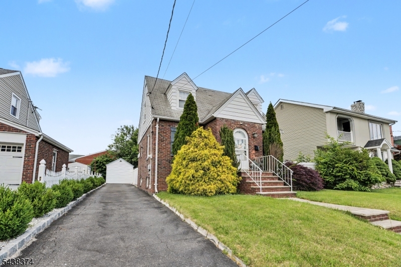 main property photo 2