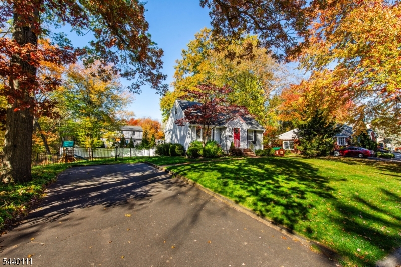 main property photo 33