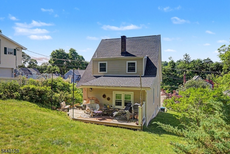 main property photo 23