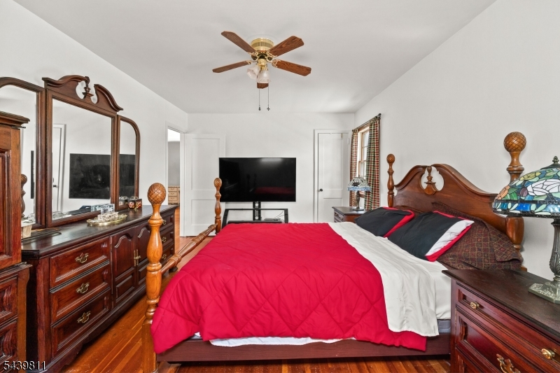 main property photo 16