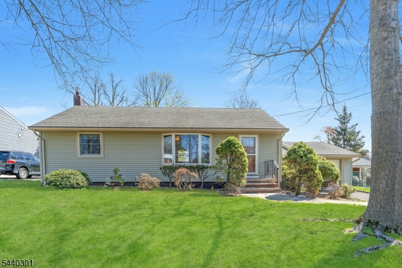main property photo 45