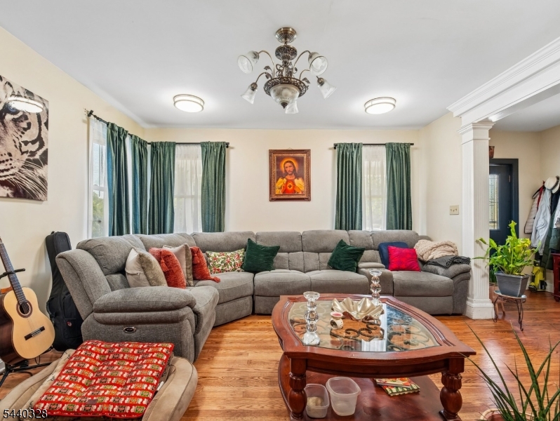 main property photo 5