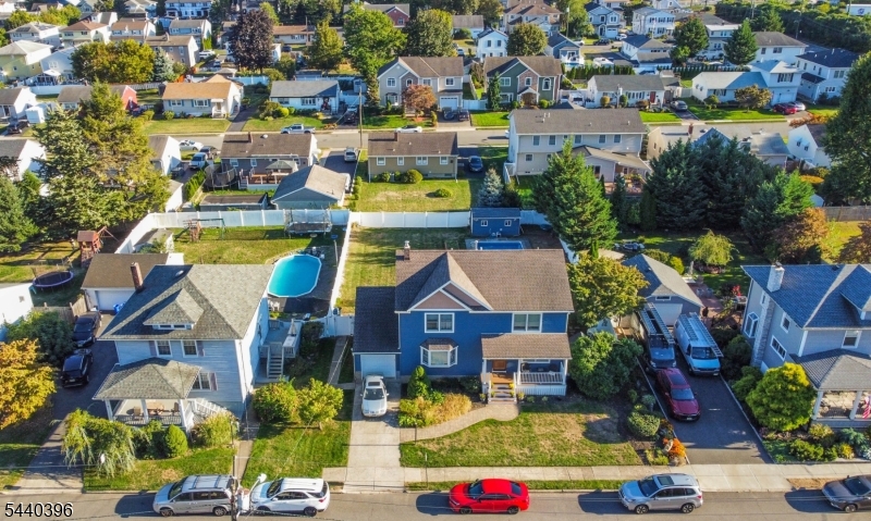 main property photo 47