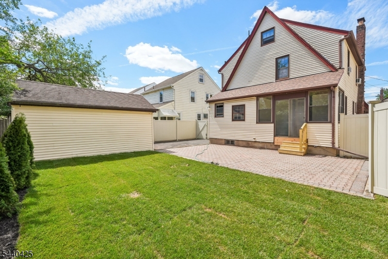 main property photo 38