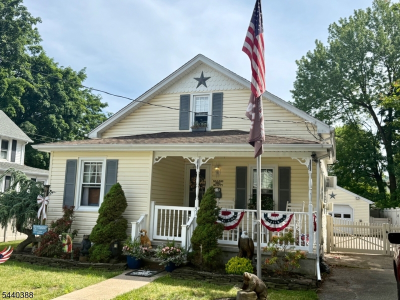 main property photo 15