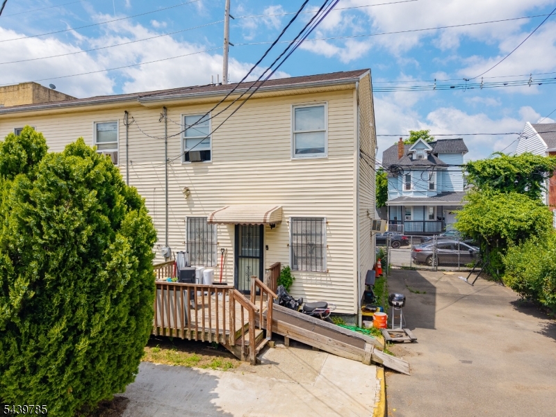 main property photo 21