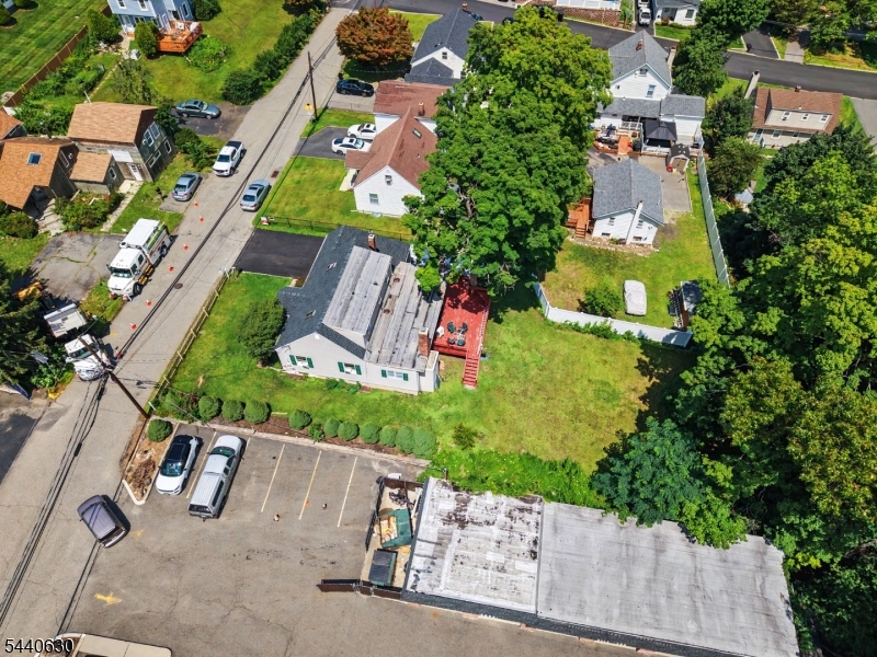 main property photo 45