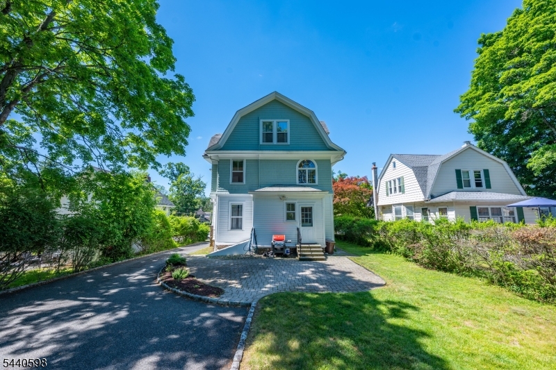 main property photo 47