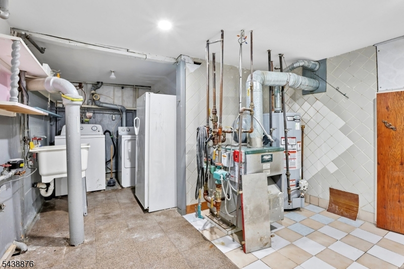 main property photo 39