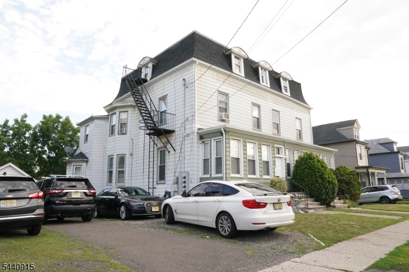 main property photo 26