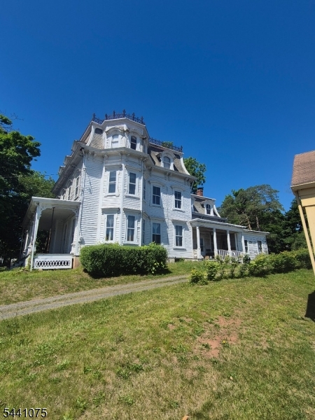 main property photo 14