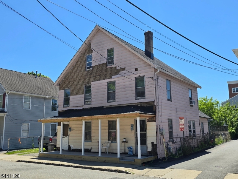 main property photo 31
