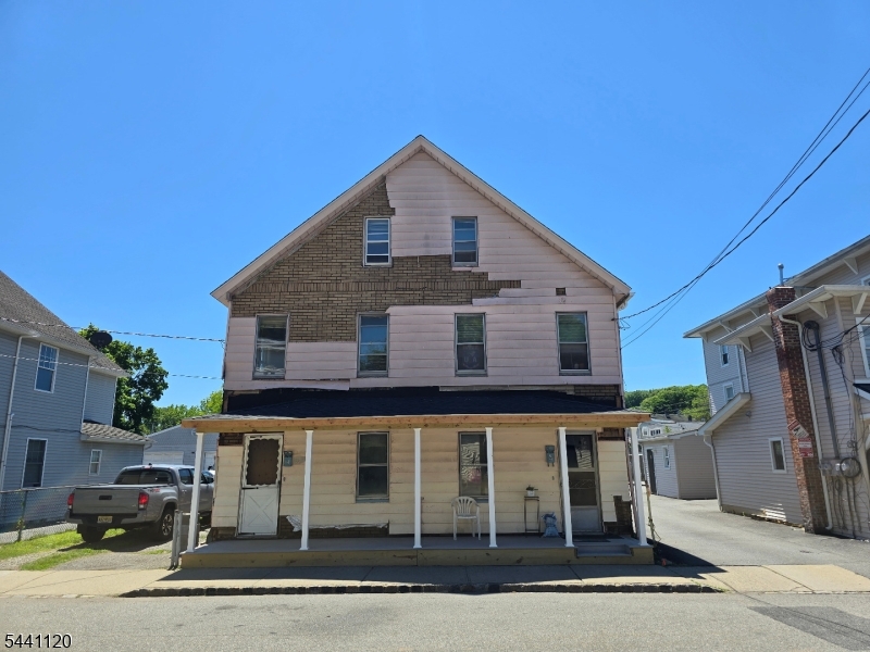 main property photo 32