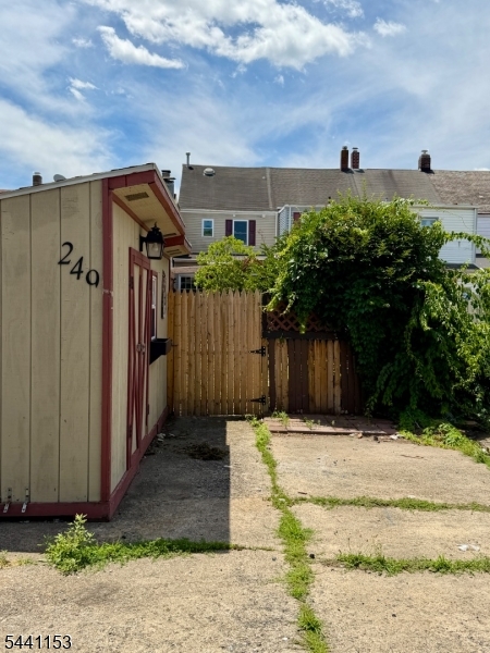 main property photo 46