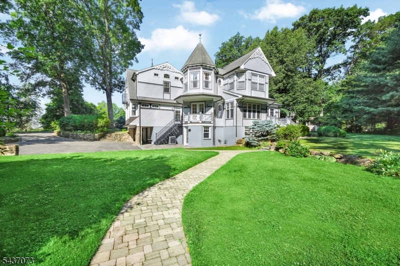main property photo 46