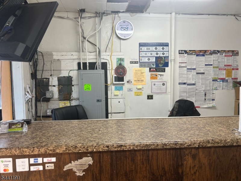 main property photo 16