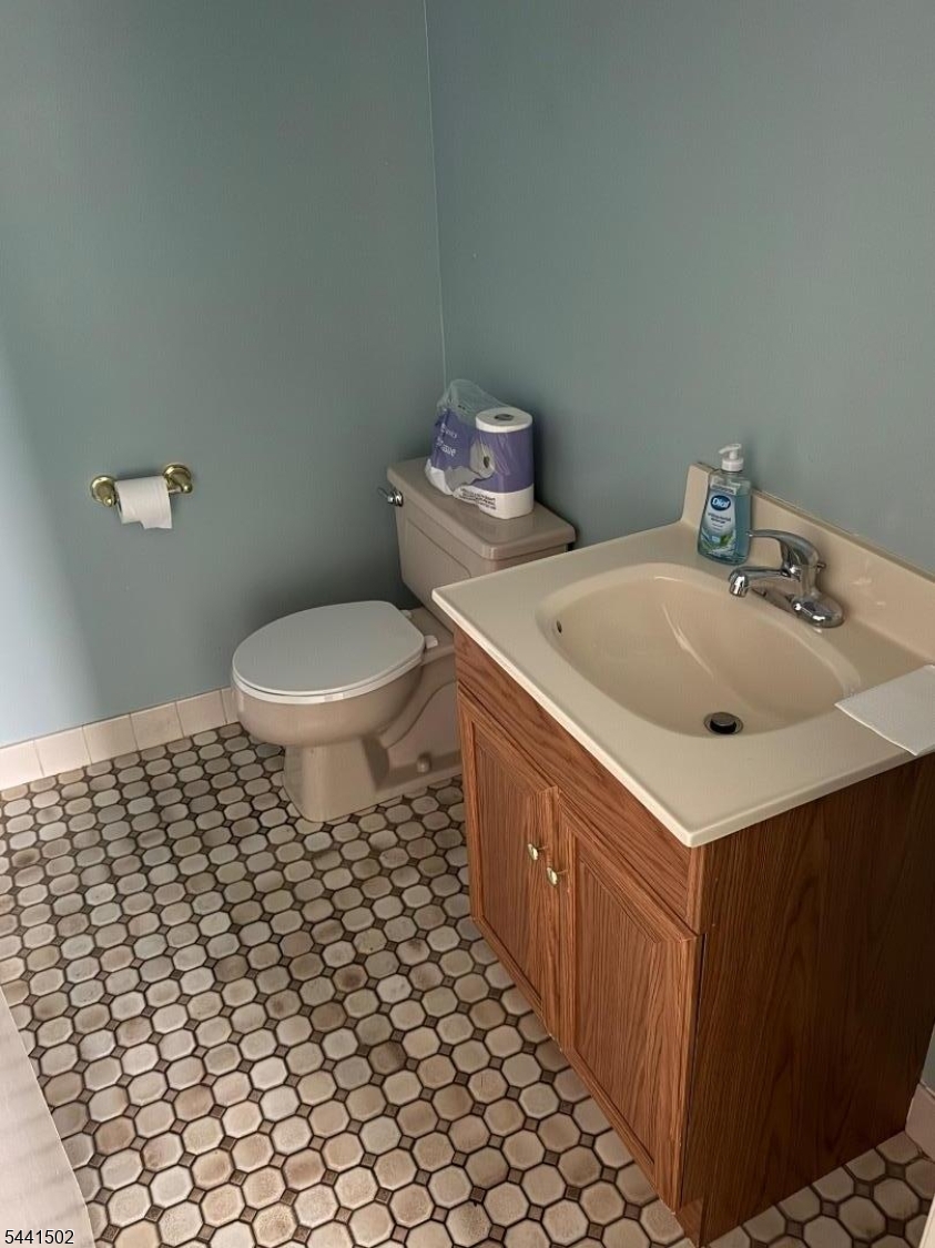 main property photo 6
