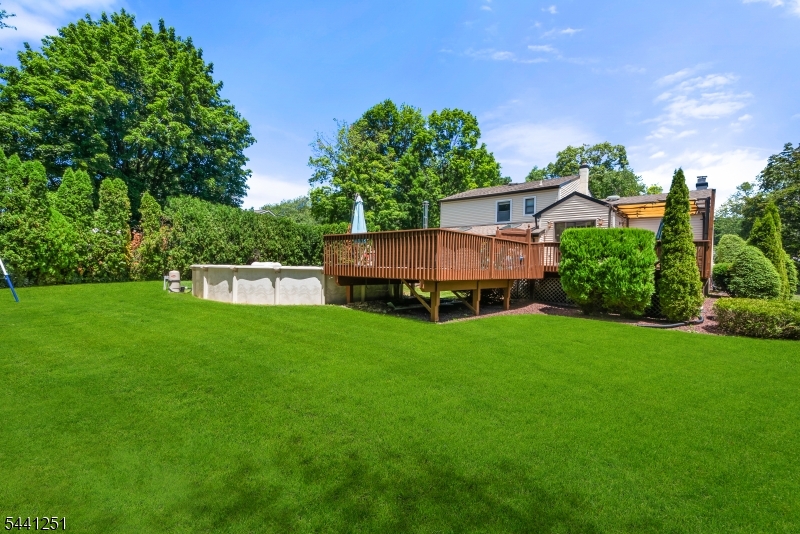 main property photo 17