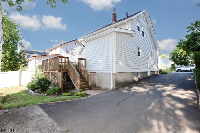 main property photo 35