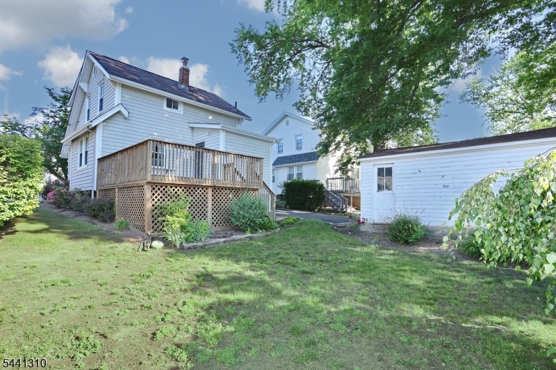 main property photo 38