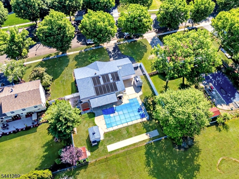main property photo 42