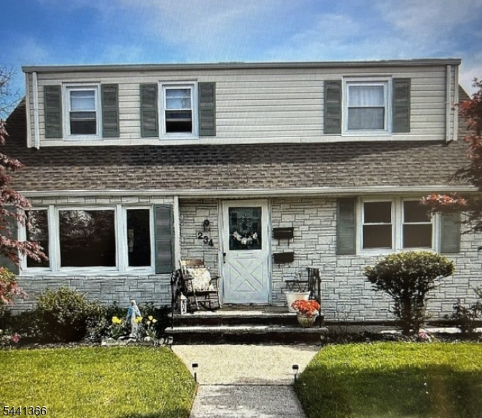 main property photo 11
