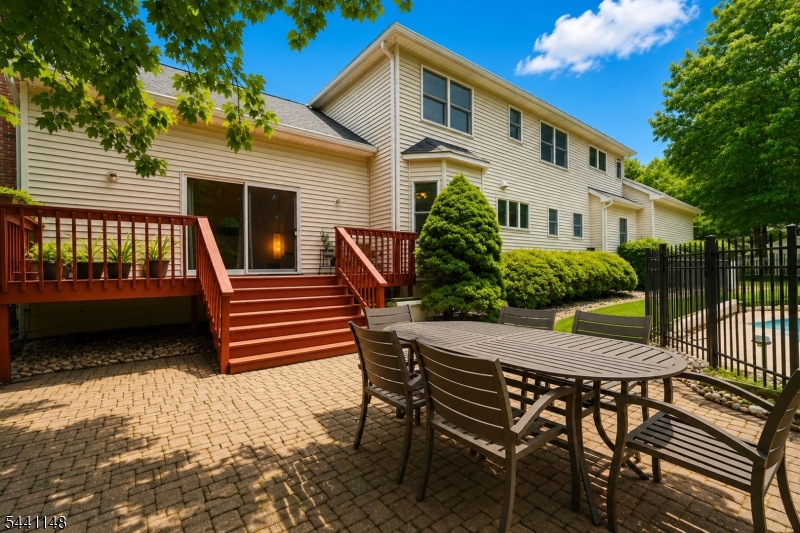 main property photo 48