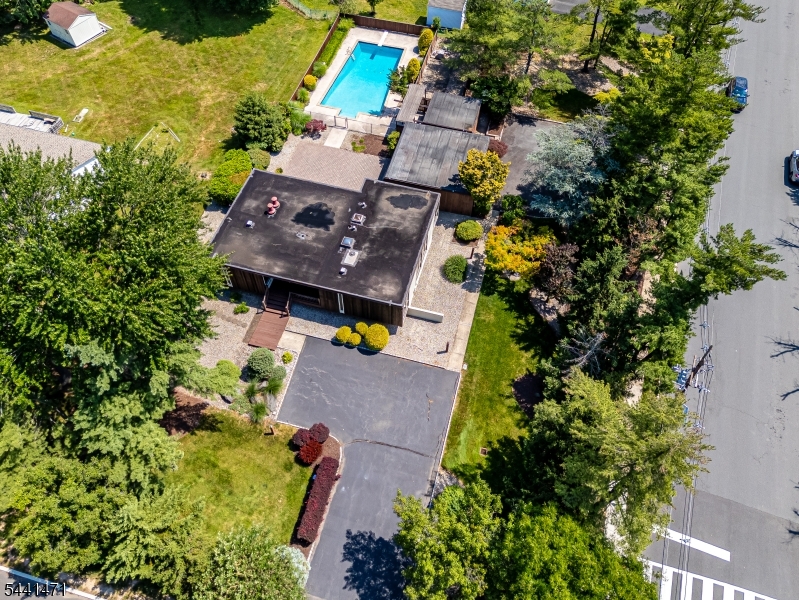 main property photo 43