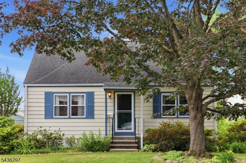 main property photo 4