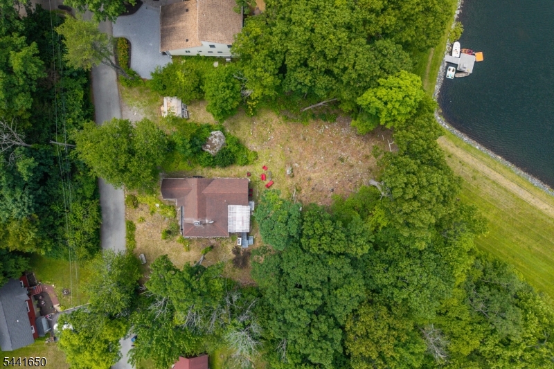 main property photo 43