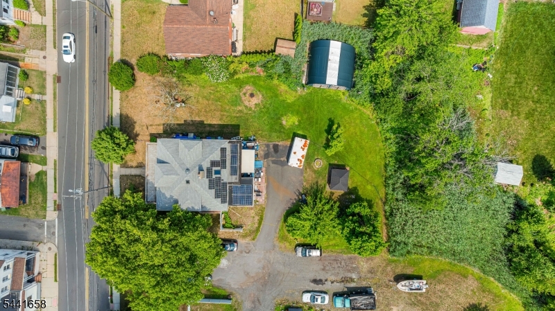 main property photo 41
