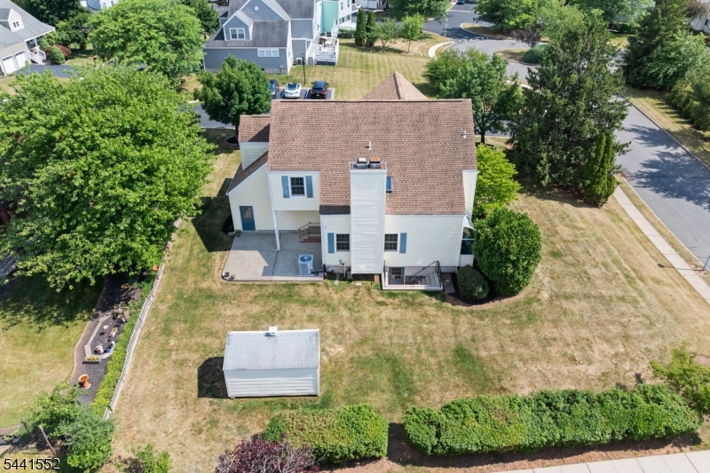 main property photo 37