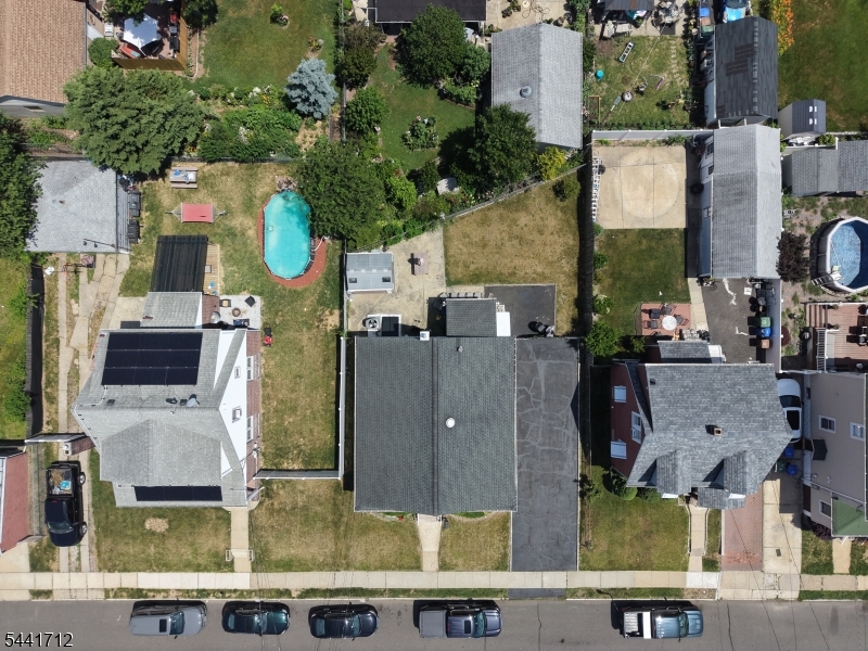 main property photo 34