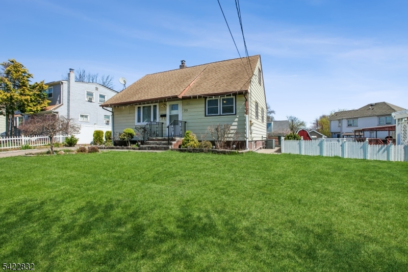main property photo 5