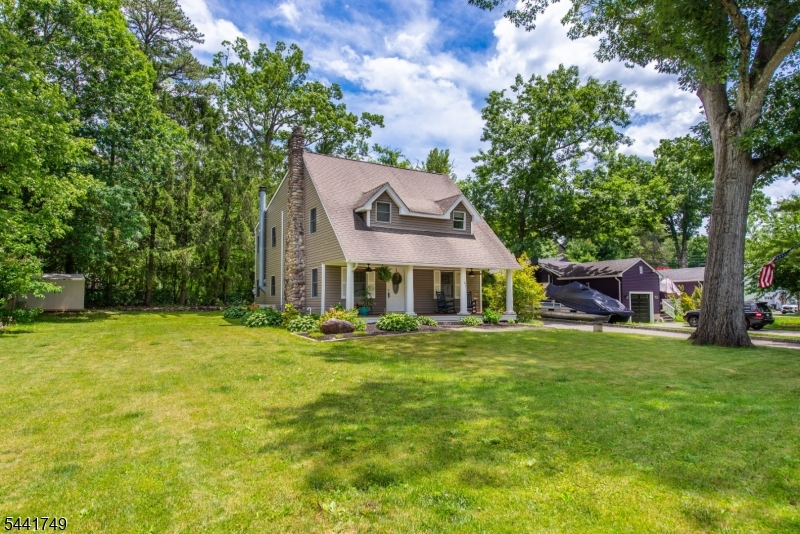 main property photo 38