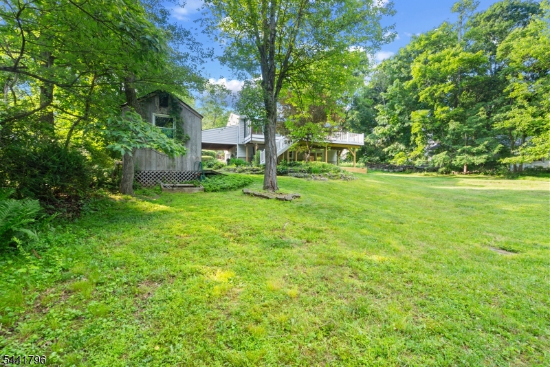 main property photo 41