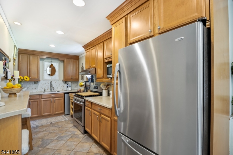main property photo 5