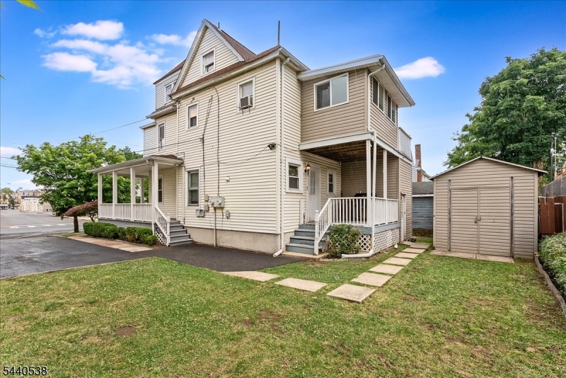 main property photo 24