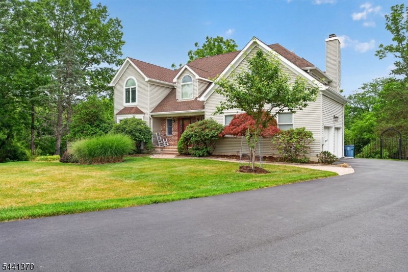 main property photo 42